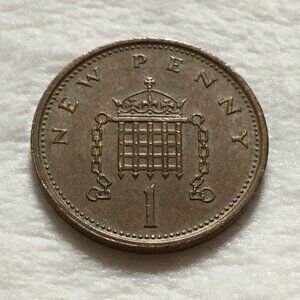 1974 UK Great Britain Queen Elizabeth II New Penny Bronze Coin